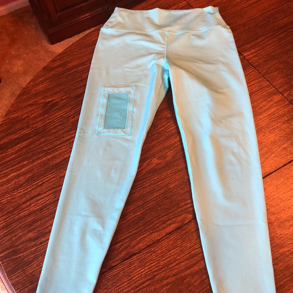 Lume High Waisted Leggings w Pocket